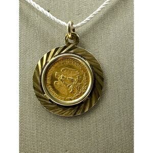 1945 8K Yellow Gold Dos Pesos 90% Gold Coin with Bezel (11218)